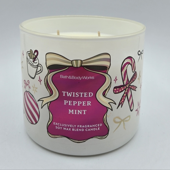 Bath and Body Works Twisted Peppermint 3 wick Candle - Picture 2 of 5